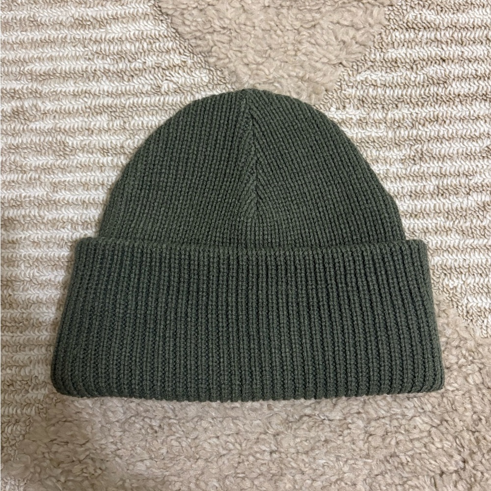 Aritzia Sunday Best Olive Green Knit Beanie